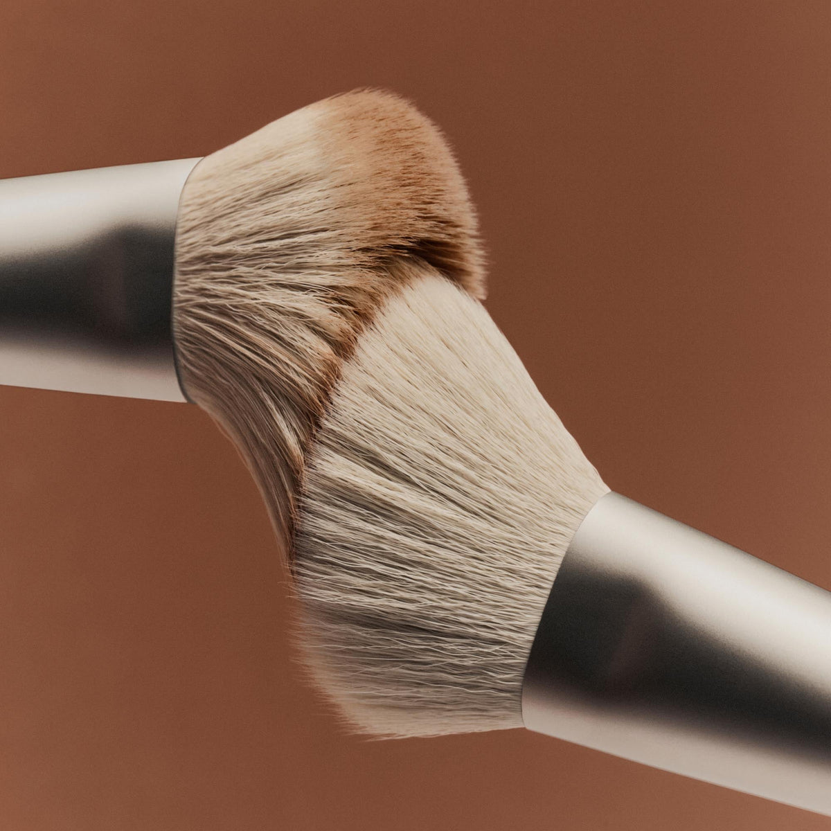 the-bronzer-brush-p8 Bronzer_Brush-1.jpg