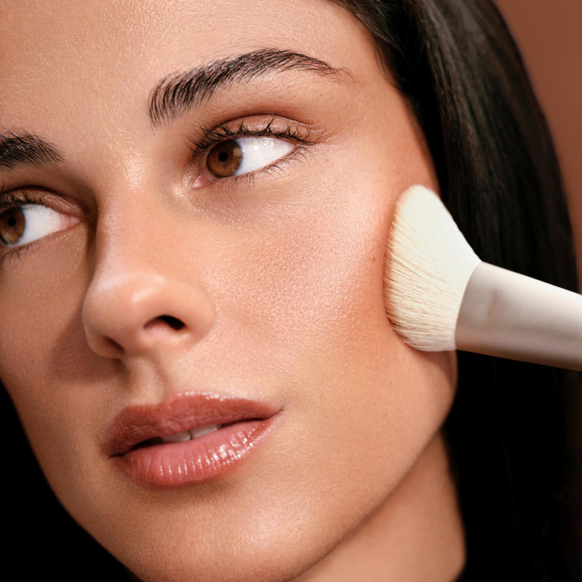 the-bronzer-brush-p8 Bronzer_Brush.jpg