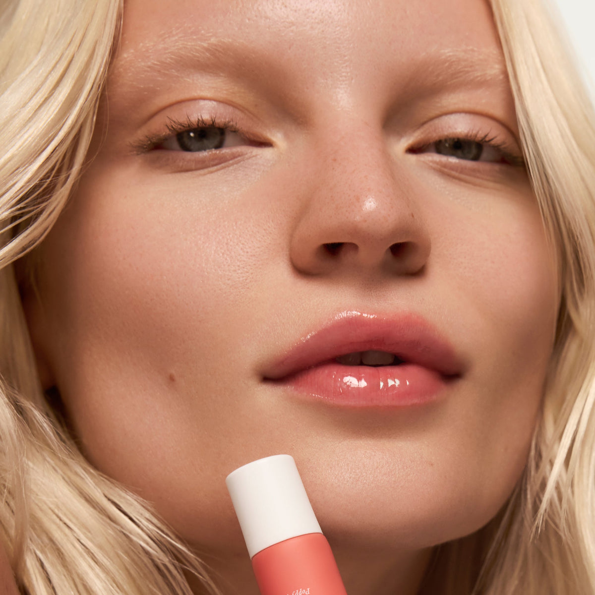 lip-butter-balm-poppy-s2 PDP_LBB-Poppy-1.jpg